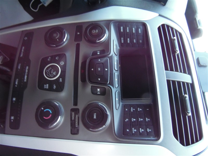 2014 Ford Explorer Base White 3.5L AT 2WD #F22129